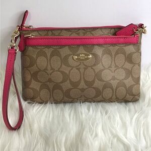Coach Crossgrain signature Khaki Pink Wristlet
